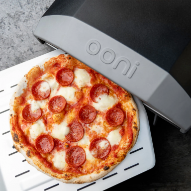 Pala per pizza perforata Ooni 12″ (30cm) 